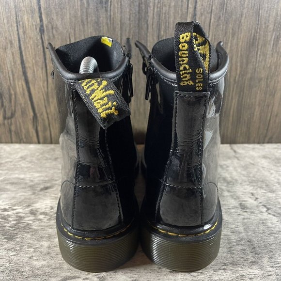 Dr. Martens 1460 J Glossy Black Leather 8 Eyelet Boots Ladies Women’s Size 5 - Picture 6 of 9